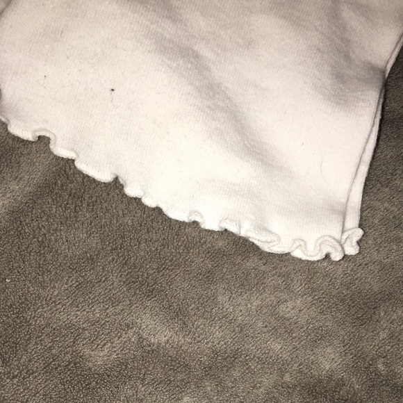 White crop top - Picture 2 of 3